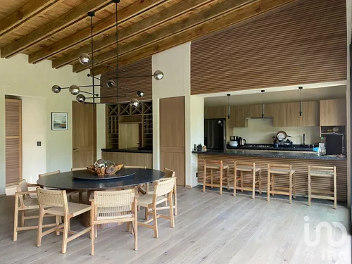 Venta Casa 4 Ambientes Avándaro