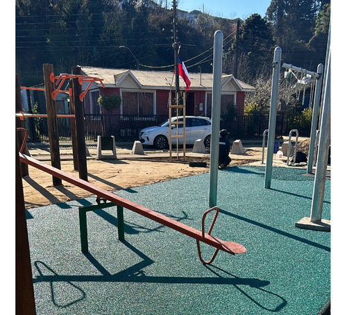 Instalación De Pisos De Caucho Sbr Y Epdm Servicio Profesi