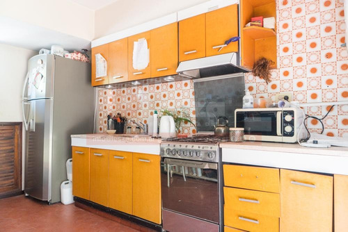 Imagen 4 de 17 de Local Con Vivienda En Muy Buena Ubicación