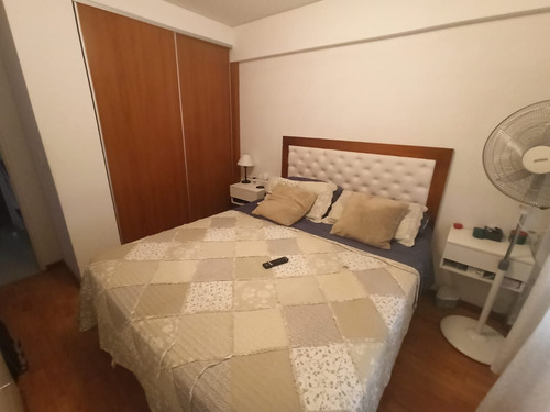 Departamento En Venta En Castelar Sur