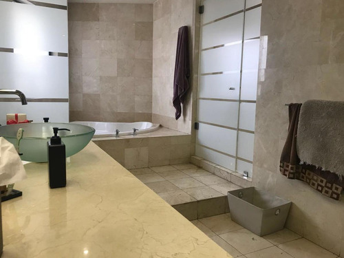 Imagen 11 de 30 de Estupendo Dep. En Venta, Av. De Los Bosques, Lomas Del Chami