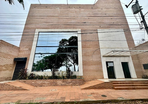 Edificio Comercial Céntrico En Puerto La Cruz