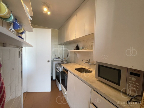 Imagen 9 de 15 de Apartamento En Venta En Primera Fila De Playa Mansa Con Parrillero Y Estufa A Leña