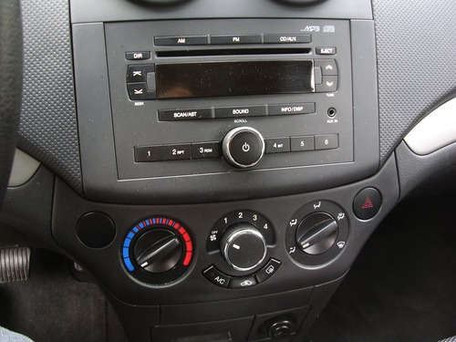 Bisel Adaptador Radio Chevrolet Aveo Captiva2007+ Liquidac
