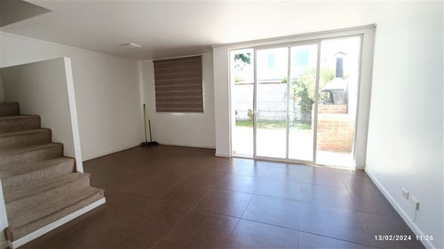 Oportunidad Casa Arriendo Isla De Maipo Condominio 24 -7 