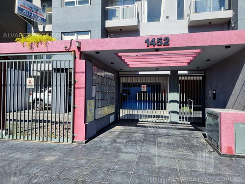 Imagen 2 de 10 de Departamento Moron A Estrenar
