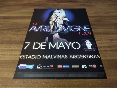 (pd889) Publicidad Avril Lavigne Luna Park * 2014