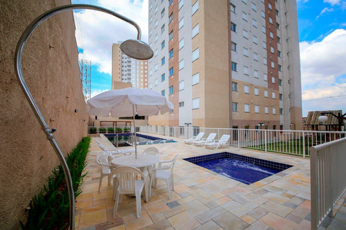 Imagem 4 de 12 de Lançamento New In Place