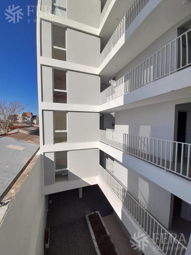 Imagen 9 de 23 de Venta De Departamento 2 Ambientes En Crucesita Avellaneda (28820)