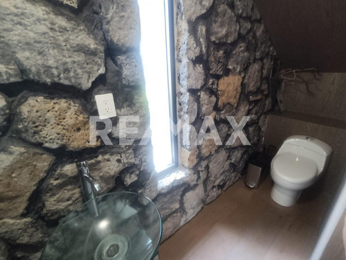 Casa En Venta En Morelos, Fraccionamiento Lomas De Cocoyoc