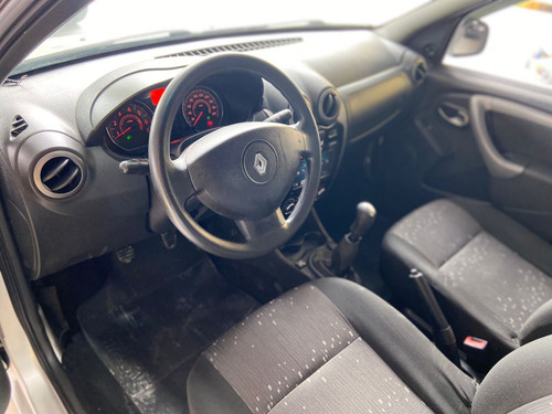 Renault Logan Logan Expression 1.6 8V Hi-Torque (flex)