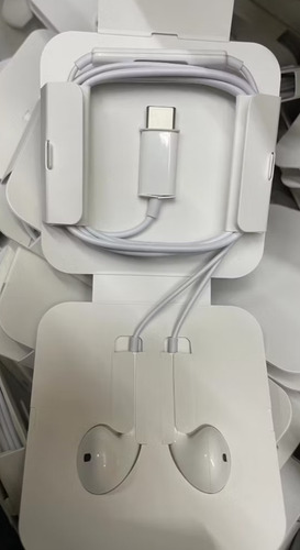 Fone Apple Original Earpods Usb-c Caixa Abertas S/uso Branco (Recondicionado)