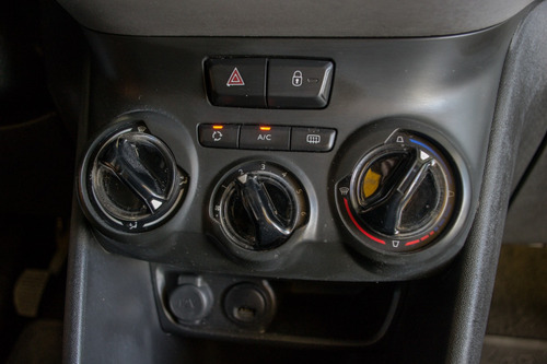 Peugeot 208 1.5 Active