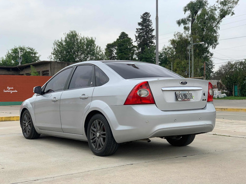 Ford Focus Ii 2009 2.0 Exe Sedan Ghia