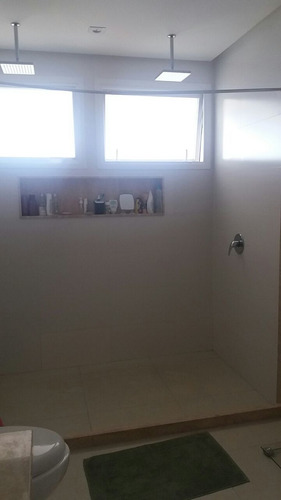 Imagem 10 de 18 de Casa Em Afhaville. - 2000403