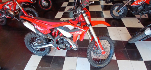 Beta Enduro Rr 200 - 2t - Última - Beta Del Nea