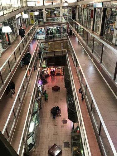 Local Comercial Portal Lyon ---muy En Precio -/metro Los Leo