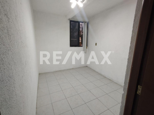 Casa En Venta En Los Reyes Ixtacala
