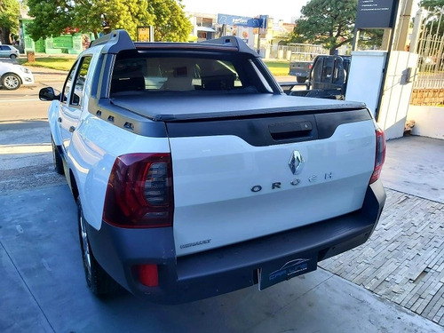 Renault Duster Oroch 1.6 2020 Permuto Financio
