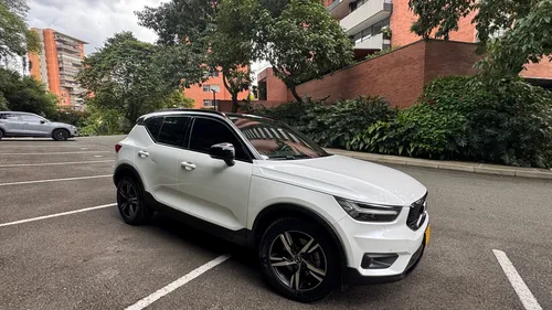 Volvo XC40 2.0 T5 Awd R-design
