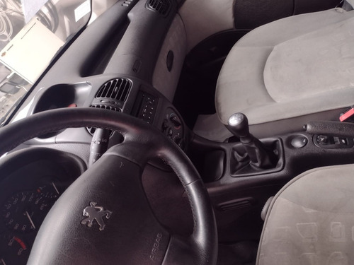 Imagen 6 de 11 de Peugeot 206 1.9 Diesel Usado Tm