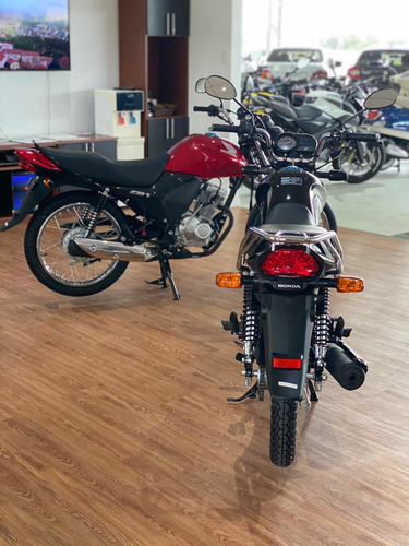 Imagen 14 de 15 de Honda Cb1 125