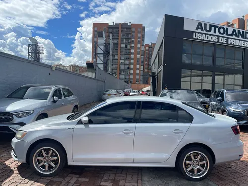 Volkswagen Jetta Trendline Mt 2,0