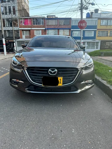 Mazda 3 2.0 Touring At