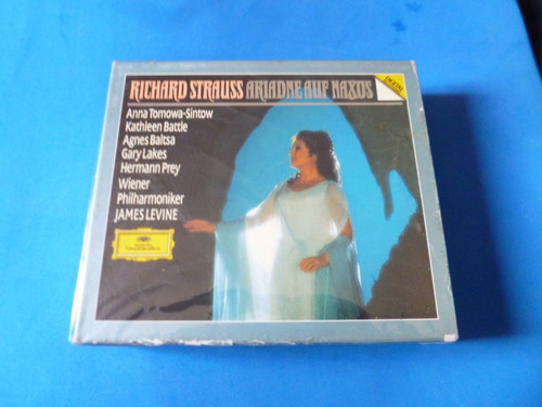 R. Strauss  Ariadne Auf Naxos  J. Levine-box 2 Cd Deusche 