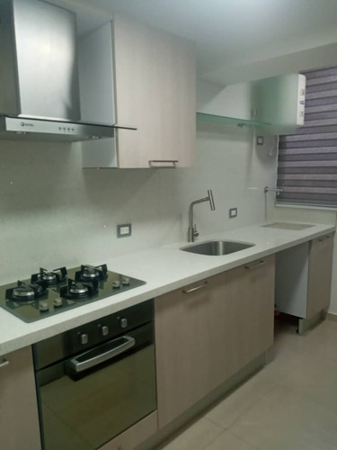 Imagen 4 de 16 de Apartamento En Venta En Urbanización El Centro