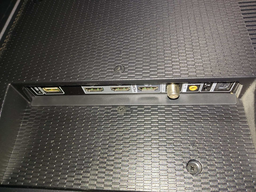 Pantalla Tcl 40 Modelo 40s331-mx Con Display Roto Por Pieza (Usado)