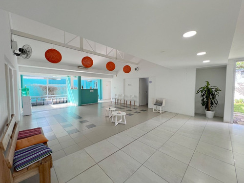 Consultorios En Venta En City Bell, Zona Golf Edlp