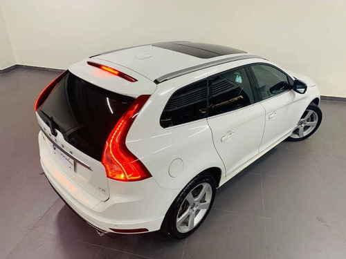 Volvo Xc60 2.0 T5 R Design Turbo Gasolina 4p Automatico