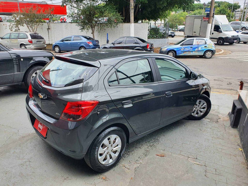 Imagem 5 de 10 de Chevrolet Onix 1.0 Mpfi Joy 8v Flex 4p Manual