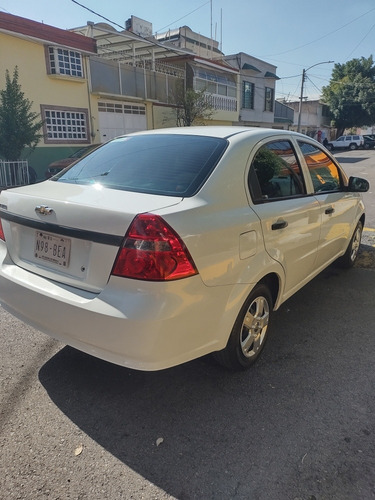 Imagen 3 de 12 de Chevrolet Aveo 1.6 Ls L4 Man Mt 2015