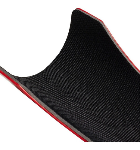 Imagen 3 de 4 de Canillera adidas Pred Sg Clb