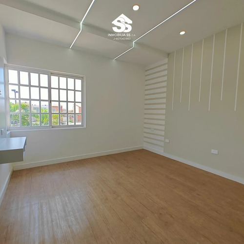 Se Vende Hermosa Casa En Urb. Aramagua Country - Maracay