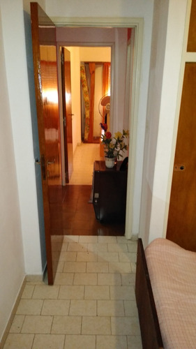 Imagen 7 de 12 de Vendo Departamento Al Frente 3 Amb Con Terraza