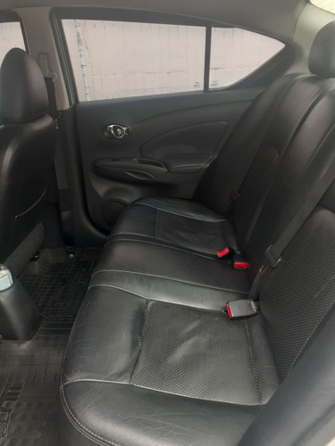 Imagem 2 de 7 de Nissan Versa 2013 1.6 16v Sl Flex 4p