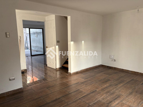 Casa En Arriendo De 4 Dorm. En Maipú