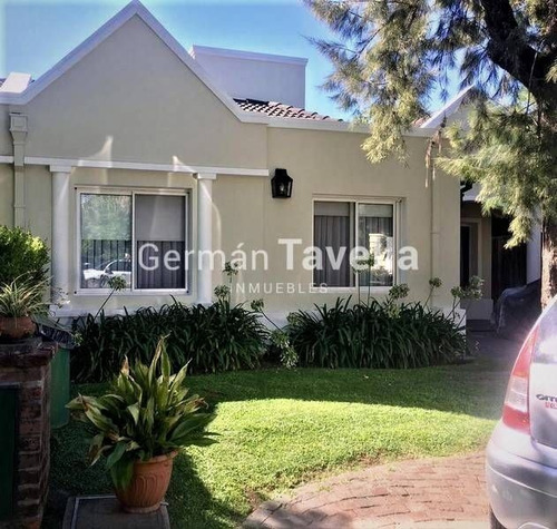 Imagen 4 de 18 de Venta De Casa 4 Amb. En Barrio Privado Maria Del Parque