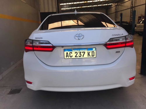 Imagen 5 de 7 de Toyota Corolla 2018 1.8 Se-g Cvt 140cv