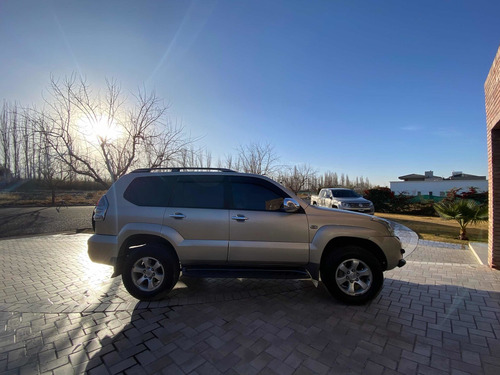 Imagen 3 de 11 de Toyota Land Cruiser 2009 3.0 Prado At