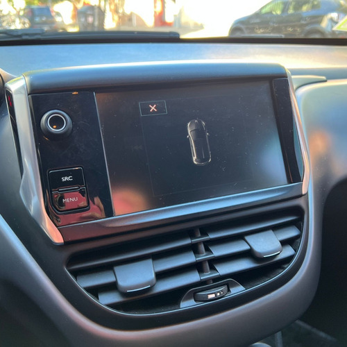 Imagen 18 de 25 de Peugeot 208 1.6 Allure Touchscreen