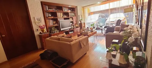 Se Vende Excelente Casa En Lomas Hipódromo (v)