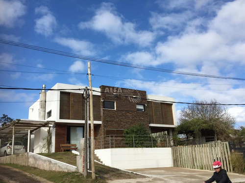 Imagen 9 de 26 de Casa En Venta En Playa Mansa, Punta Del Este