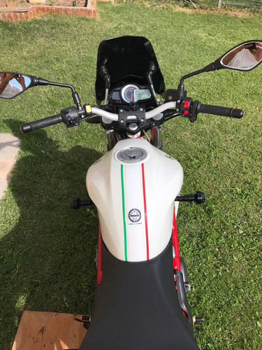 Benelli Tnt300