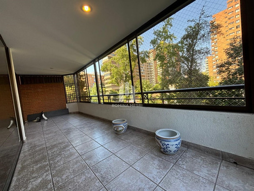Departamento En Venta De 3d 2b Mas Servicio En Las Condes