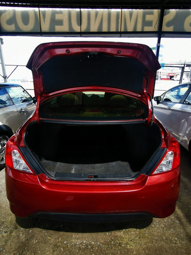 Imagen 8 de 12 de Nissan Versa 1.6 Sense Mt 2016