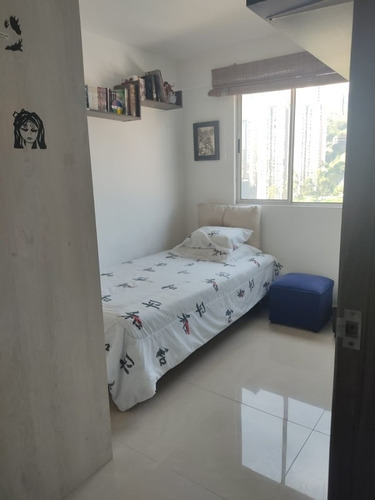 Imagen 5 de 7 de Apartamento Rodeo Alto Parqueaderos Y 2 Utiles